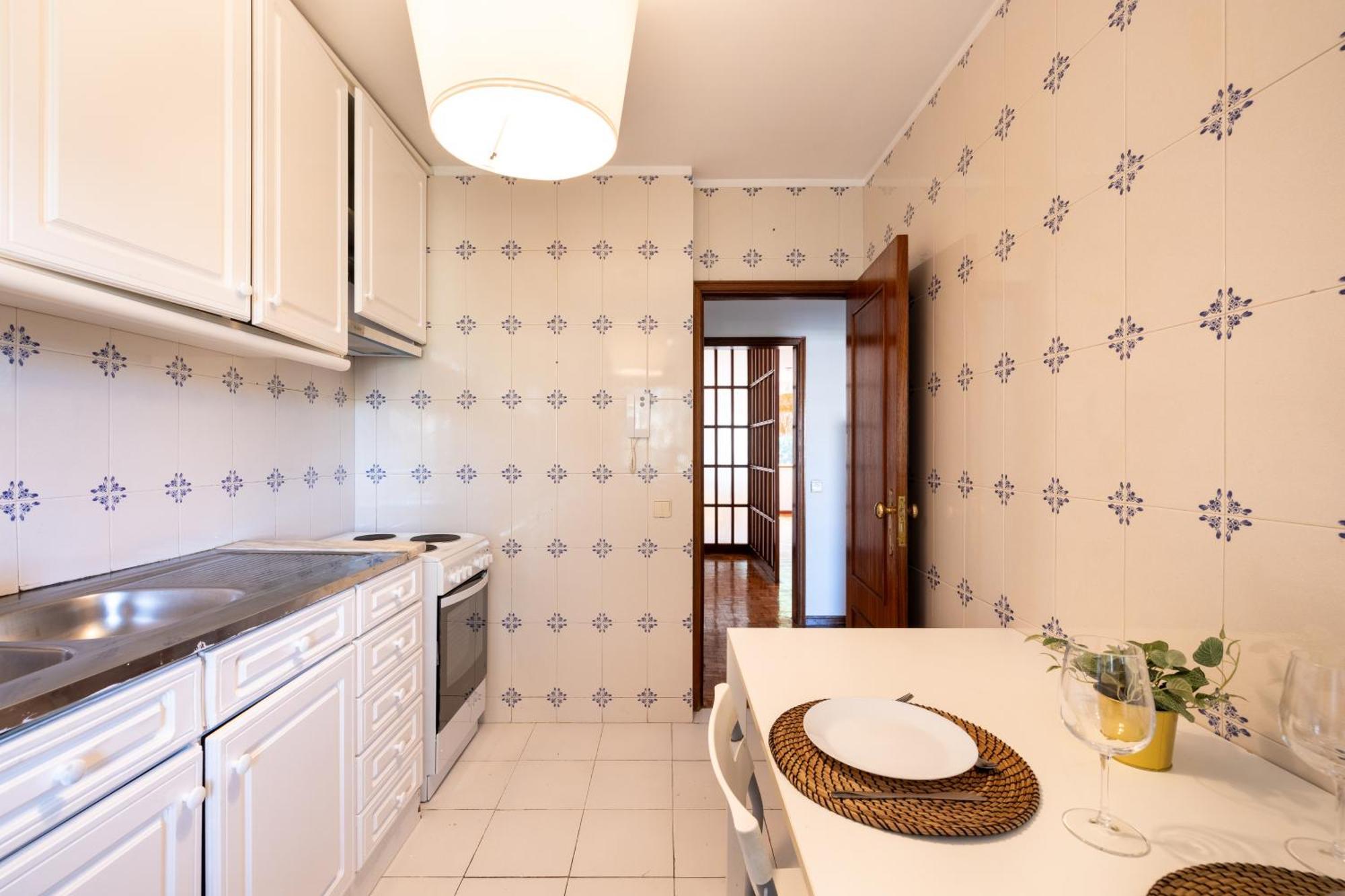 Boavista Premium With Ac, Terrace- Parking ,Supermarket And Metro T3 Apartment Porto Bagian luar foto