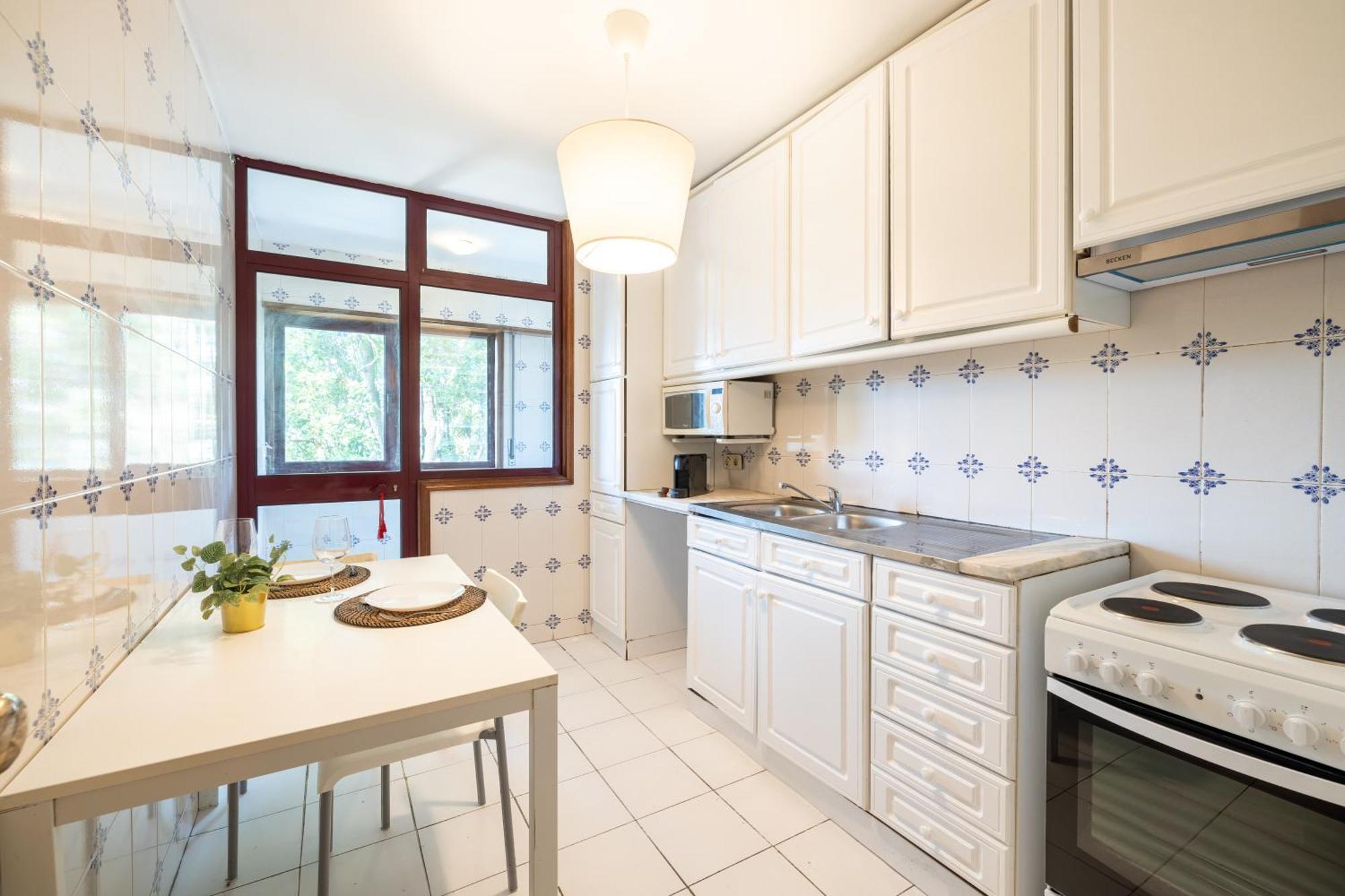 Boavista Premium With Ac, Terrace- Parking ,Supermarket And Metro T3 Apartment Porto Bagian luar foto