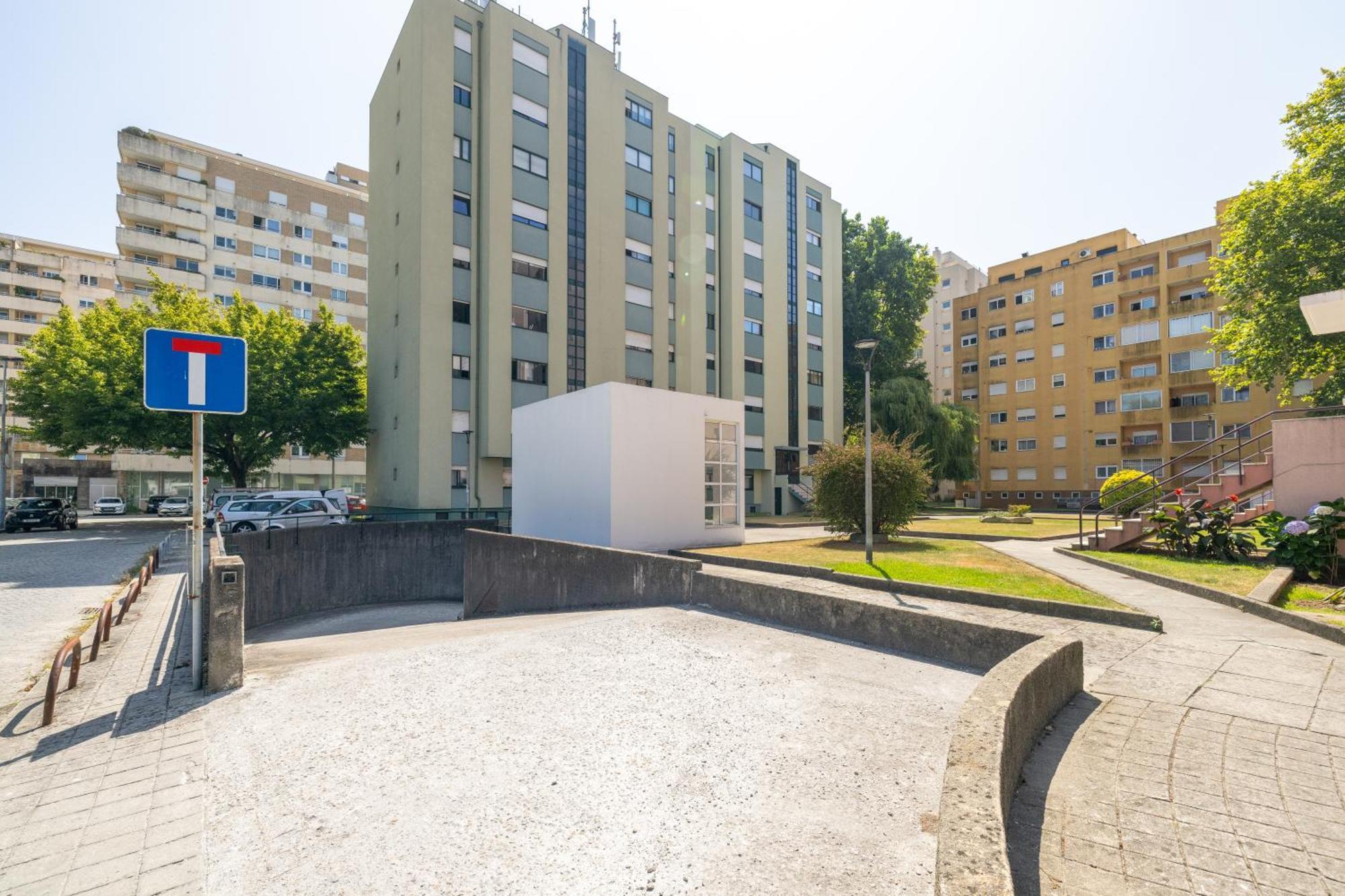 Boavista Premium With Ac, Terrace- Parking ,Supermarket And Metro T3 Apartment Porto Bagian luar foto